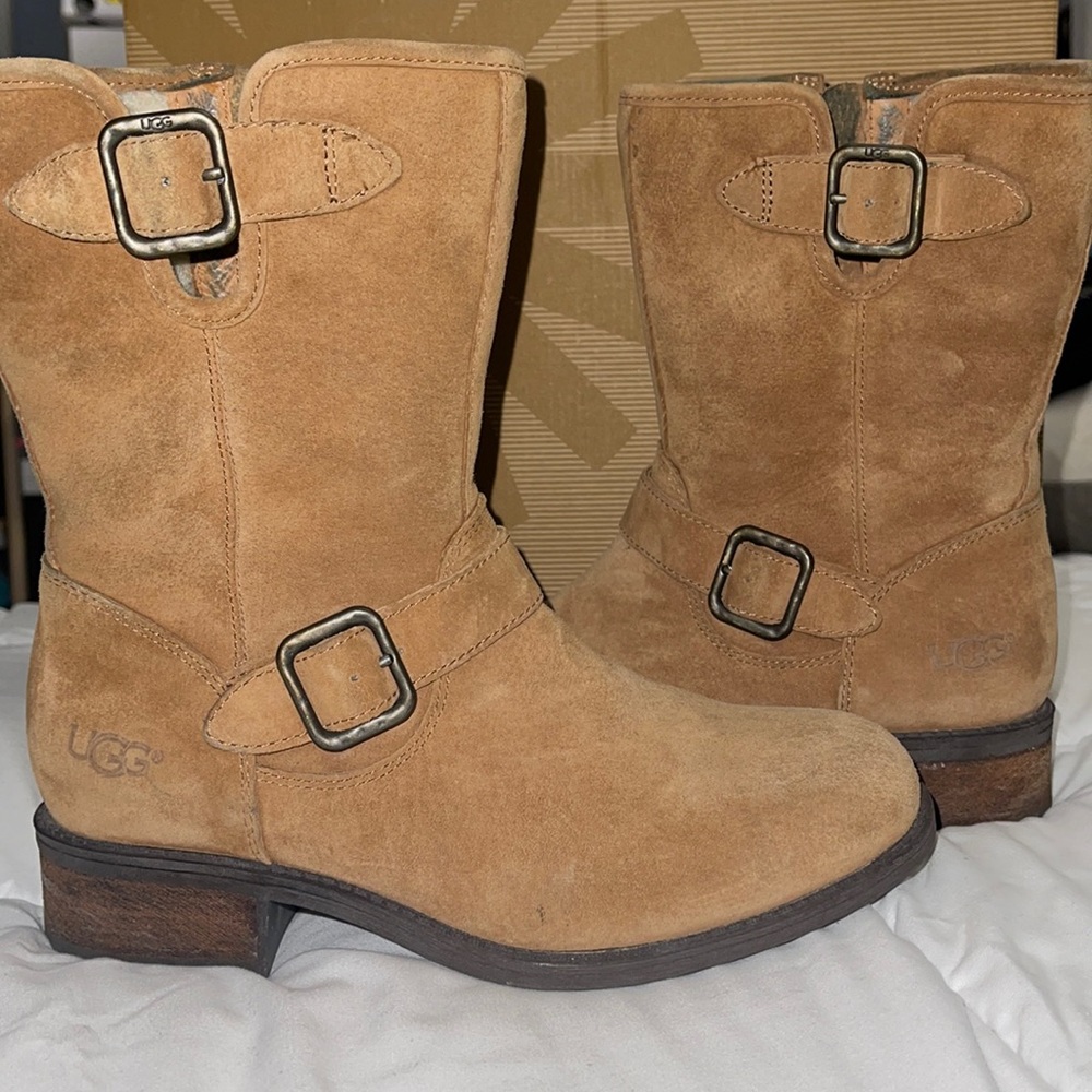 Ugg Chaney bootie